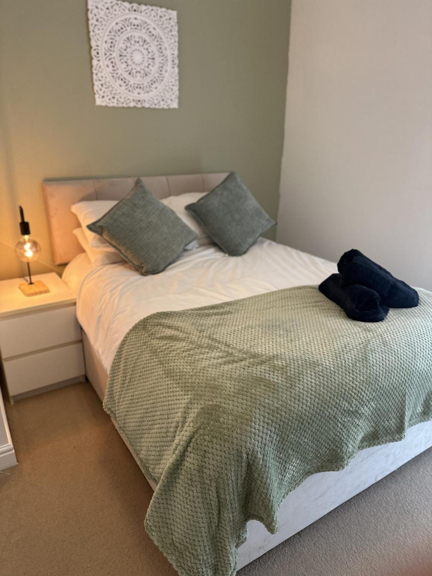2 Bdr City Centre Apartment With Parking Cardiff Luaran gambar